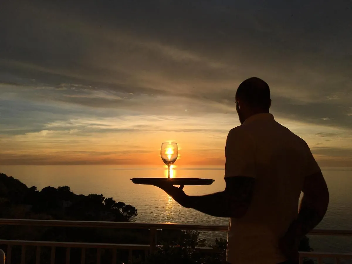 Hotel Sa Coma Banyalbufar 3*,